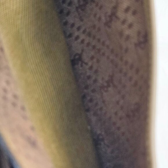 YSL  Portfolio PVC Clutch - Picture 15 of 17